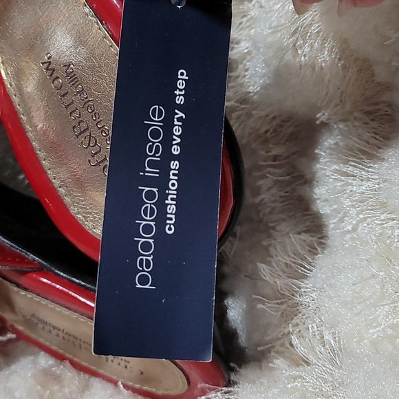 NEW High Heel Sandals Red Patent Open Toe Sole Sense Ability Pad Croft Barrow 6 - Picture 13 of 16